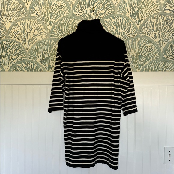 Tuckernuck Pomander Place Striped Durand Turtleneck Dress in Women’s Small - Picture 6 of 6